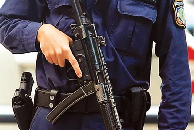 ειδικος φρουρος