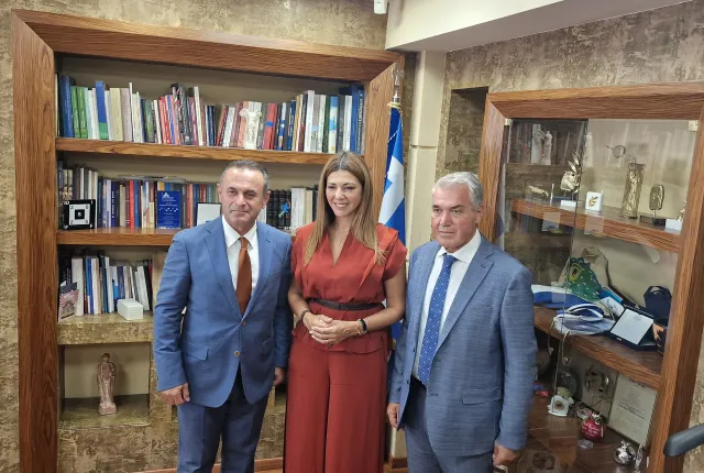 zaharaki dramaa