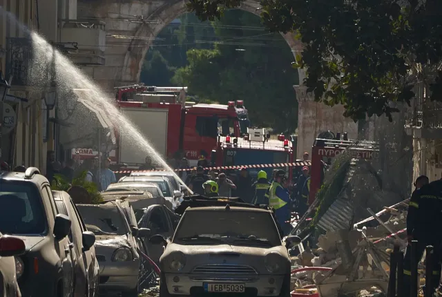 Έκρηξη σε κτήριο στην Πλάκα
