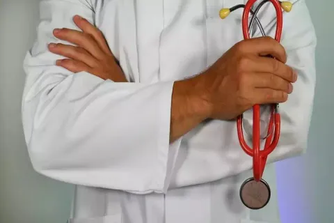 γιατρός στηθοσκόπιο