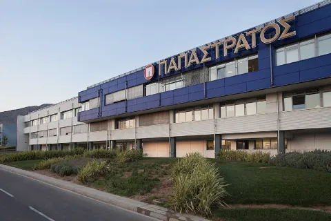 Παπαστράτος