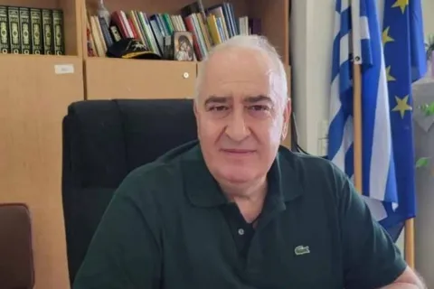Γιάννης Παπαδομαρκάκης