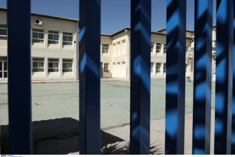 Κλειστά σχολεία