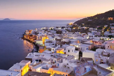 νίσυρος