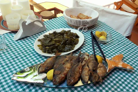 ψάρια τηγανιτά