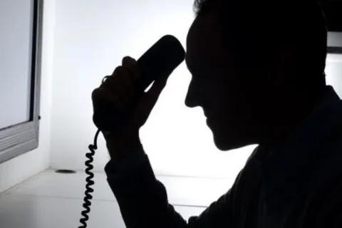 tilefonikik apati