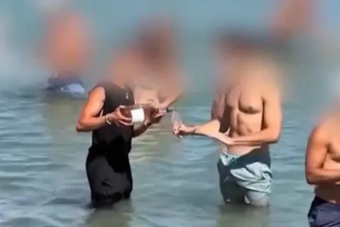 paros