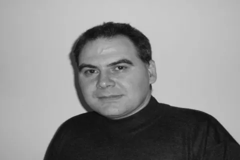 Ο εκπαιδευτικός Κώστας Θεριανός 