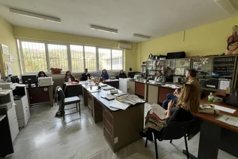 εκπαιδευτικοι 