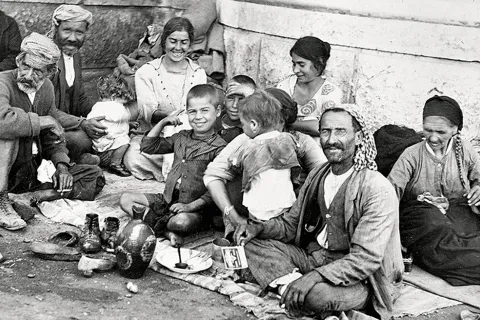 mikrasiatiki katastrofi