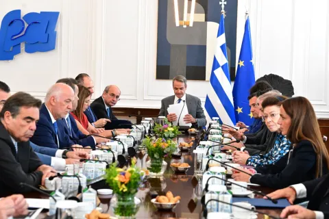 Ο Κυριάκος Μητσοτάκης και οι Υπουργοί της κυβέρνησης στο Υπουργικό Συμβούλιο του Αυγούστου 2026