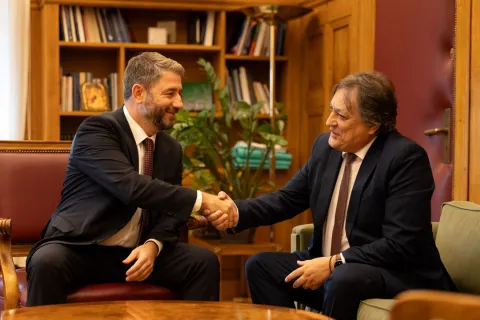ΑΥΛΩΝΙΤΗΣΠΑΣΟΚ