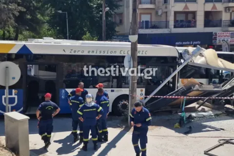 τρακάρισμα_λεωφ