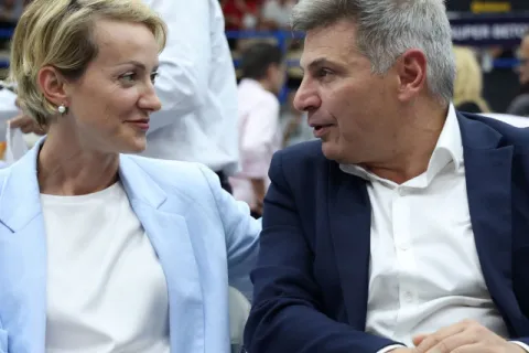 sdoykoy frantoyri