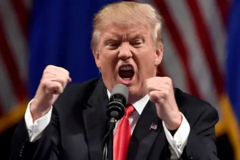 trump ourliazei
