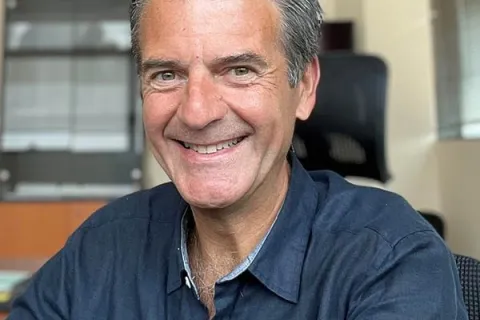 stratakis