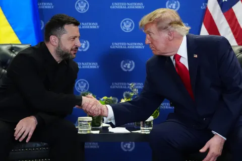 President Donald Trump meets with Ukraine's President Volodymyr Zelenskyy