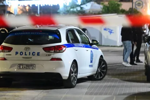 Περιπολικό της ΕΛΑΣ σε δομή μεταναστών