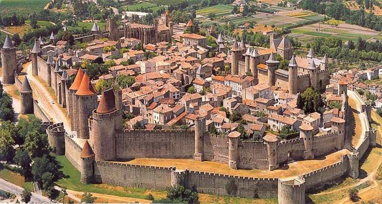 Οι 10 πιο ωραίες μεσαιωνικές πόλεις του κόσμου - Ανάμεσά τους και μια  ελληνική [pics] | Alfavita